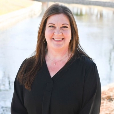 Kristi Noble bio photo